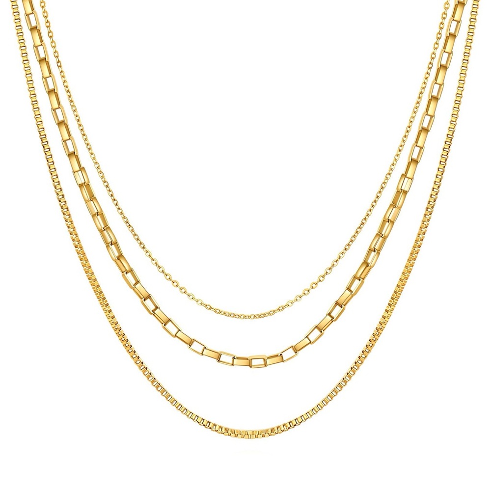 Elegant Gold Layered Necklace